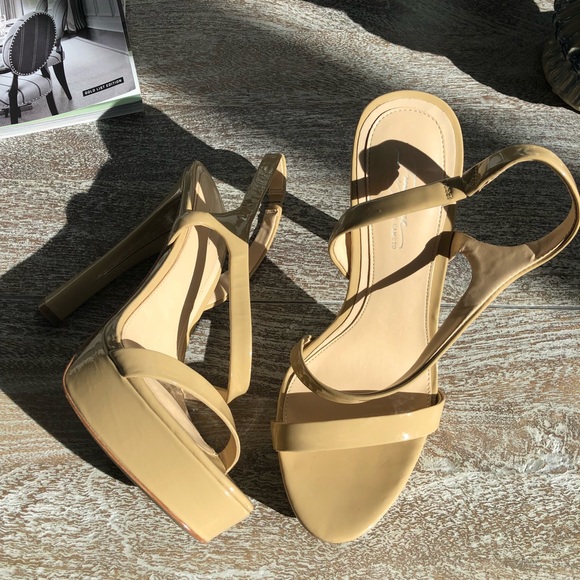 Imagine By Vince Camuto Piera Sandal - Picture 5 of 9